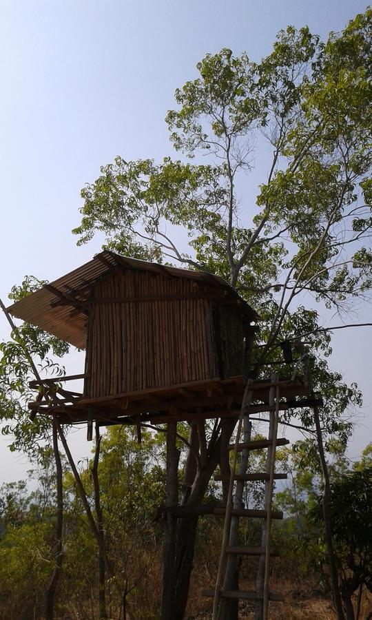 Rumah Pohon Batununggul Esterno foto
